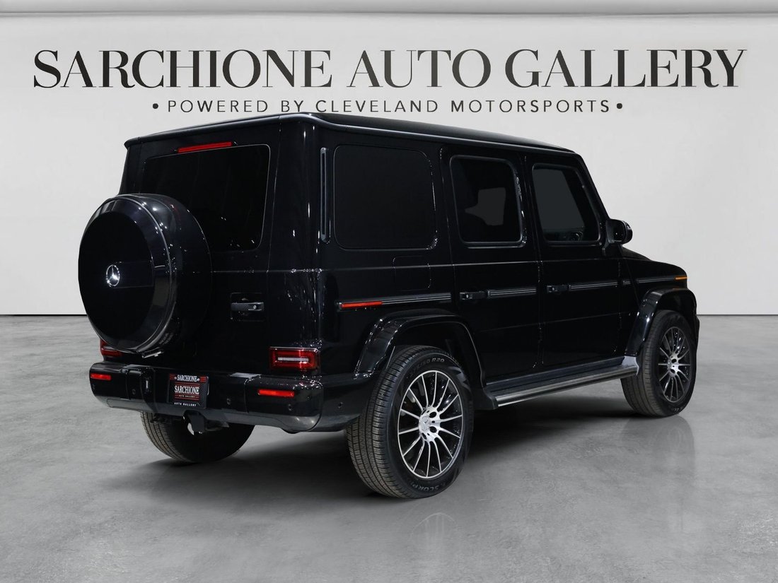 Suv in Canton, OH, United States 2 - 18587386