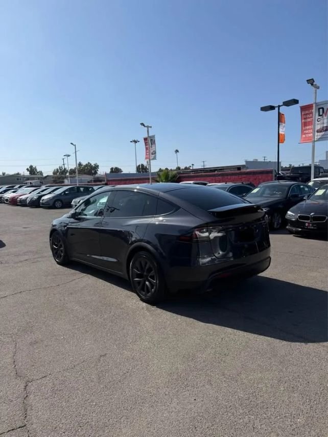 Suv in Costa Mesa, CA, United States 5 - 18587522