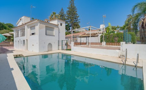 Villa in Nueva Andalucía, Marbella, Spanien 1