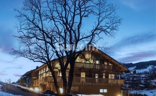 Casa a Demi-Quartier, Auvergne-Rodano-Alpi, Francia 1
