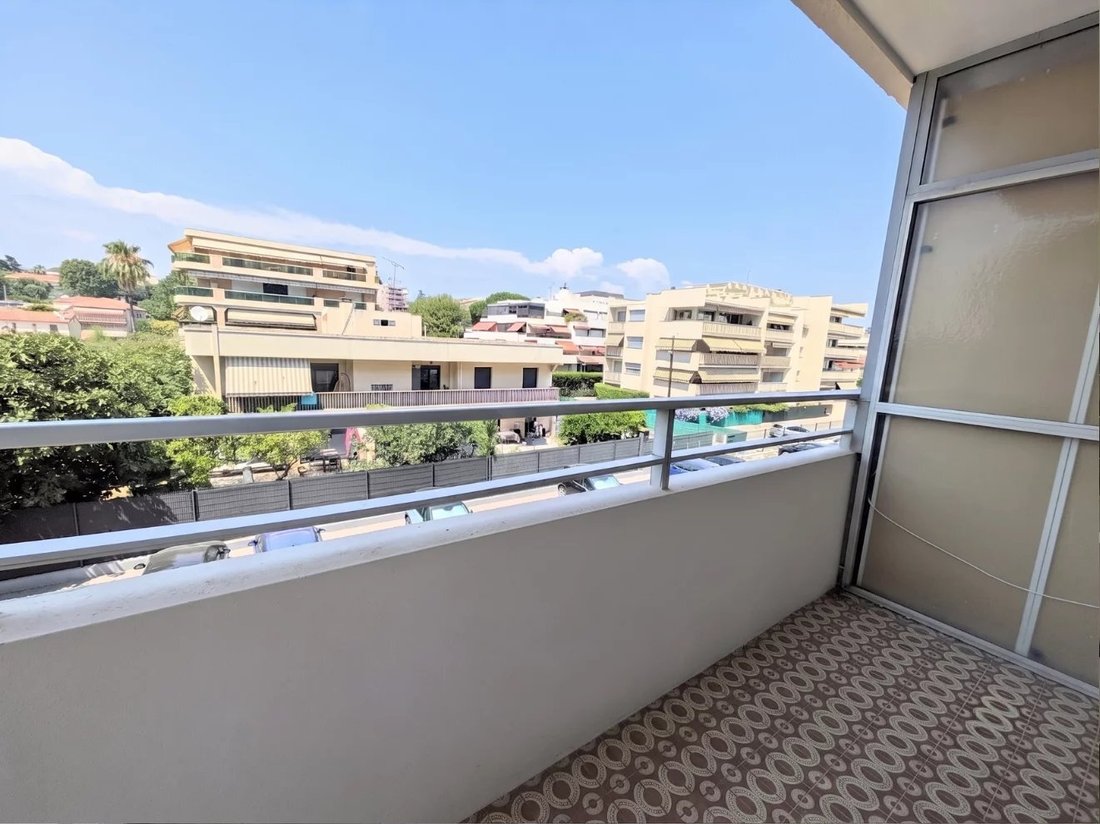 Apartment in Saint-Laurent-du-Var, Provence-Alpes-Côte d'Azur, France 5 - 18350841