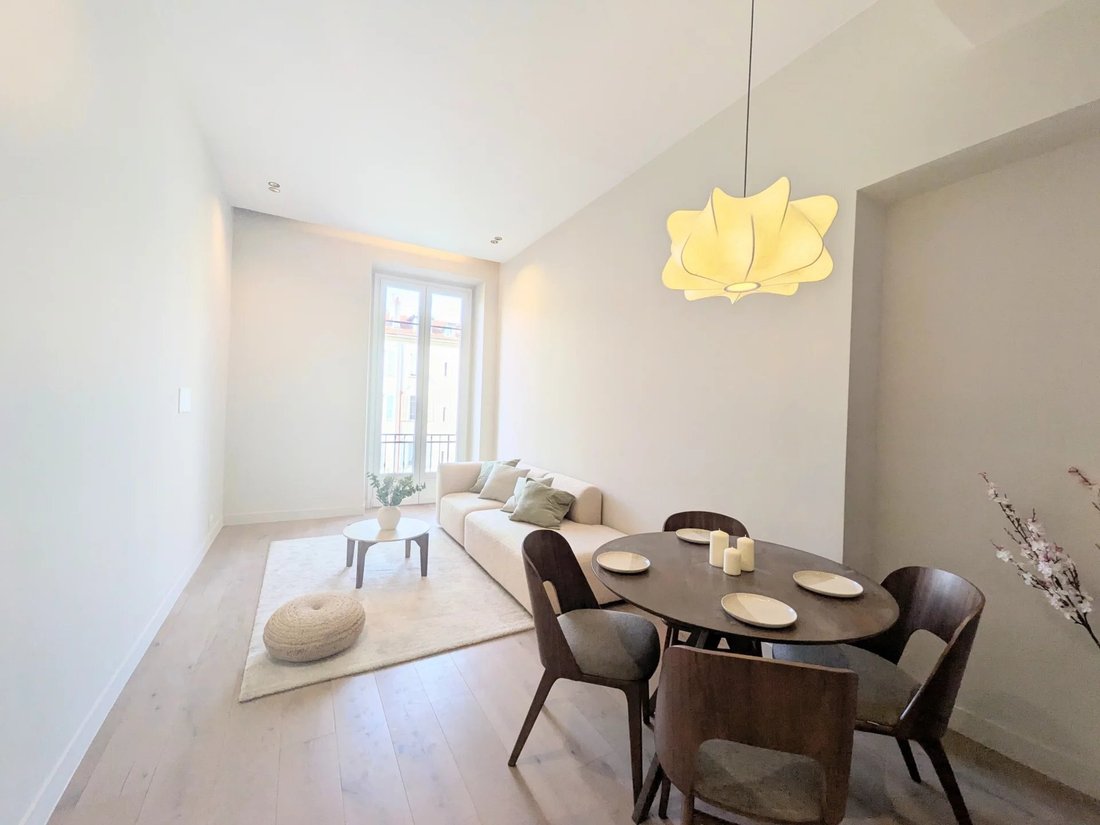 Wohnung in Nizza, Provence-Alpes-Côte d'Azur, Frankreich 1 - 17966072