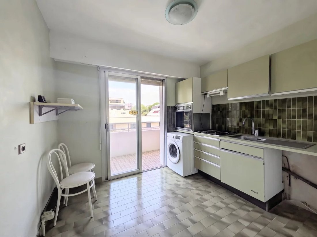 Apartment in Saint-Laurent-du-Var, Provence-Alpes-Côte d'Azur, France 4 - 18350841