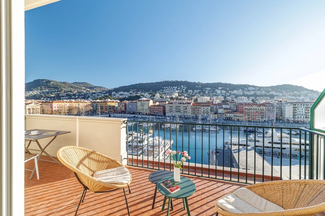 Apartment in Le Port, Nice, France 1 - 16879593