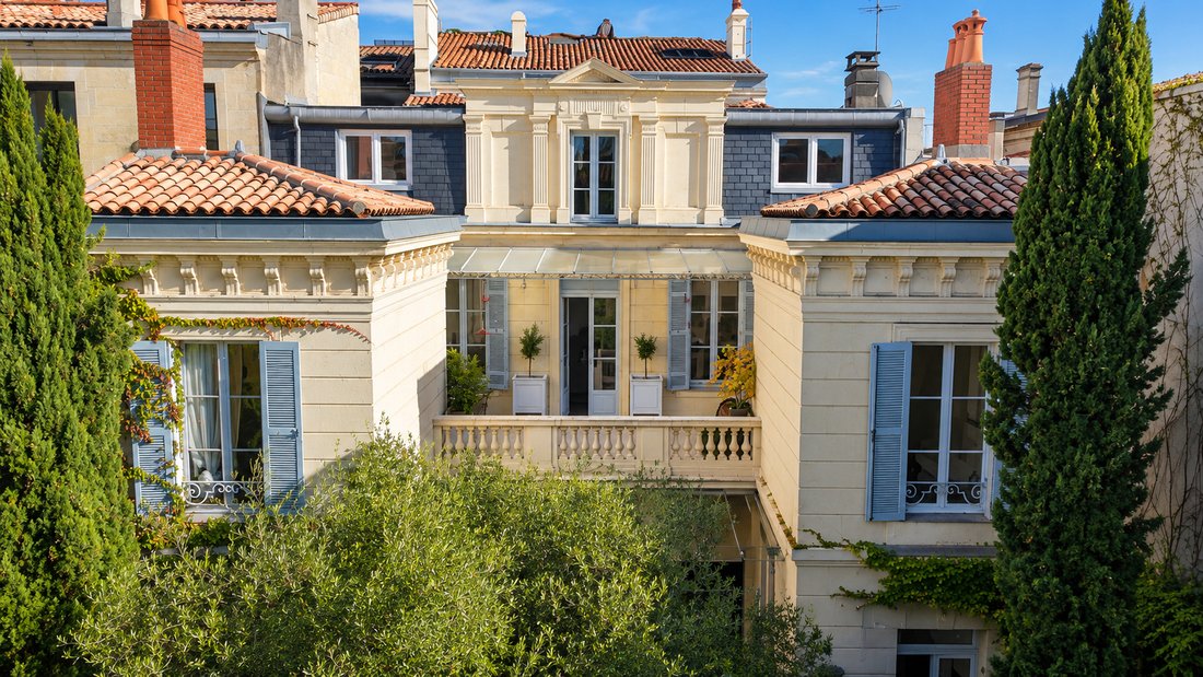 Villa in Hôtel de Ville-Quinconce-Saint Seurin-Fondaudège, Bordeaux, France 1 - 17967558
