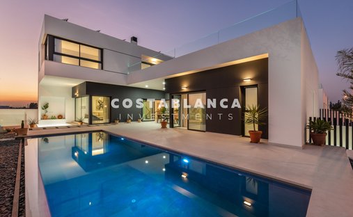 Villa in Dolores, Valencian Community, Spain 1
