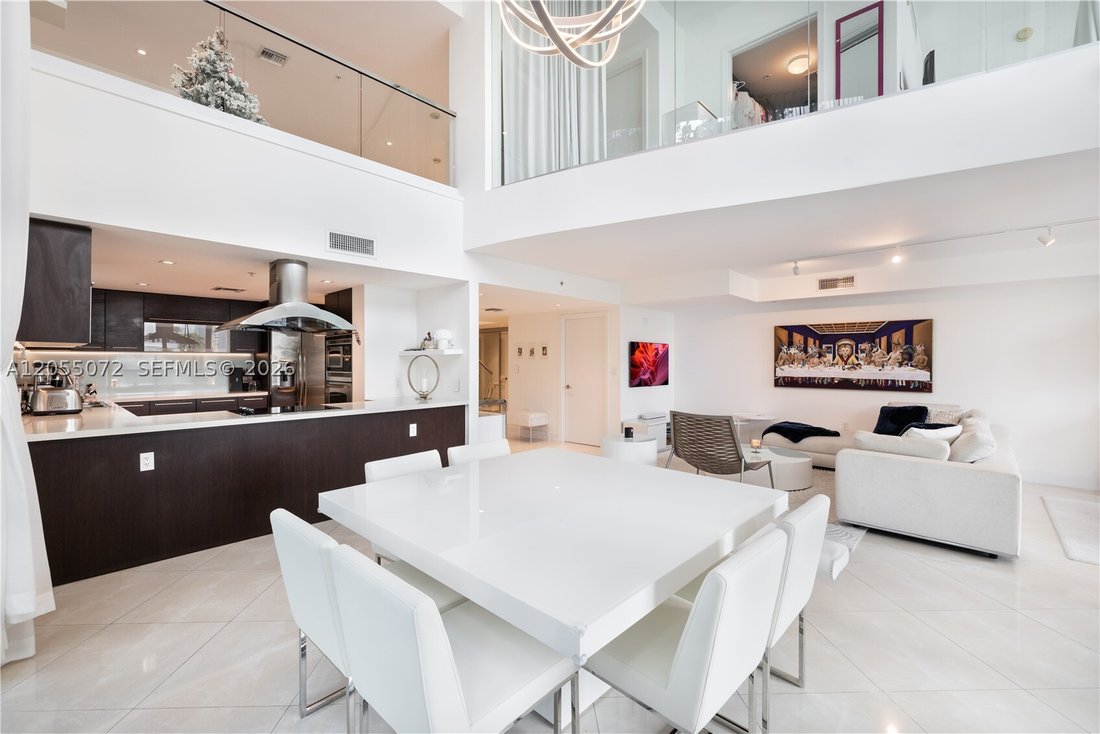 Condo in Miami Beach, Florida, United States 1 - 18587980