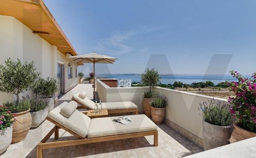 Apartment in Oeiras e Sao Juliao da Barra, Paco de Arcos e Caxias, Lisbon, Portugal 1
