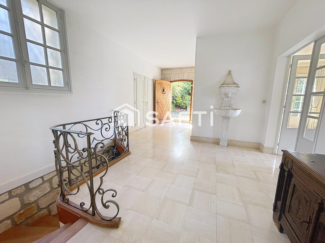 House in Centre Montmorency, Montmorency, France 2 - 17860567