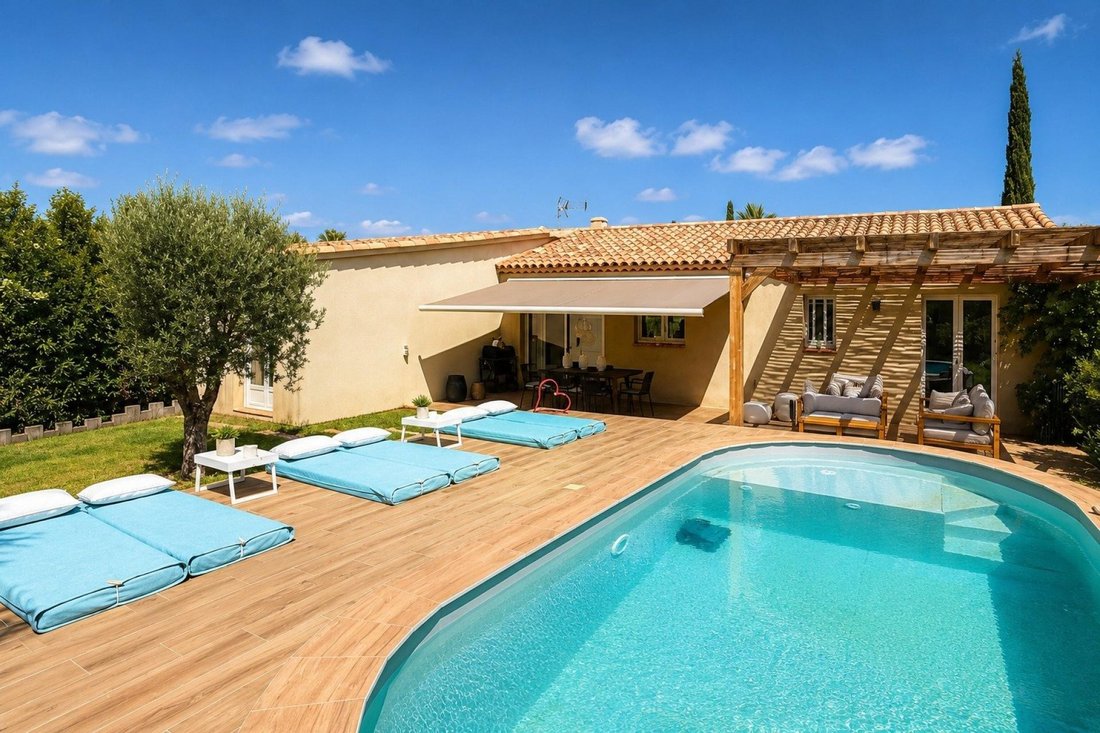 House in Exterieurs, Frejus, France 2 - 18588073