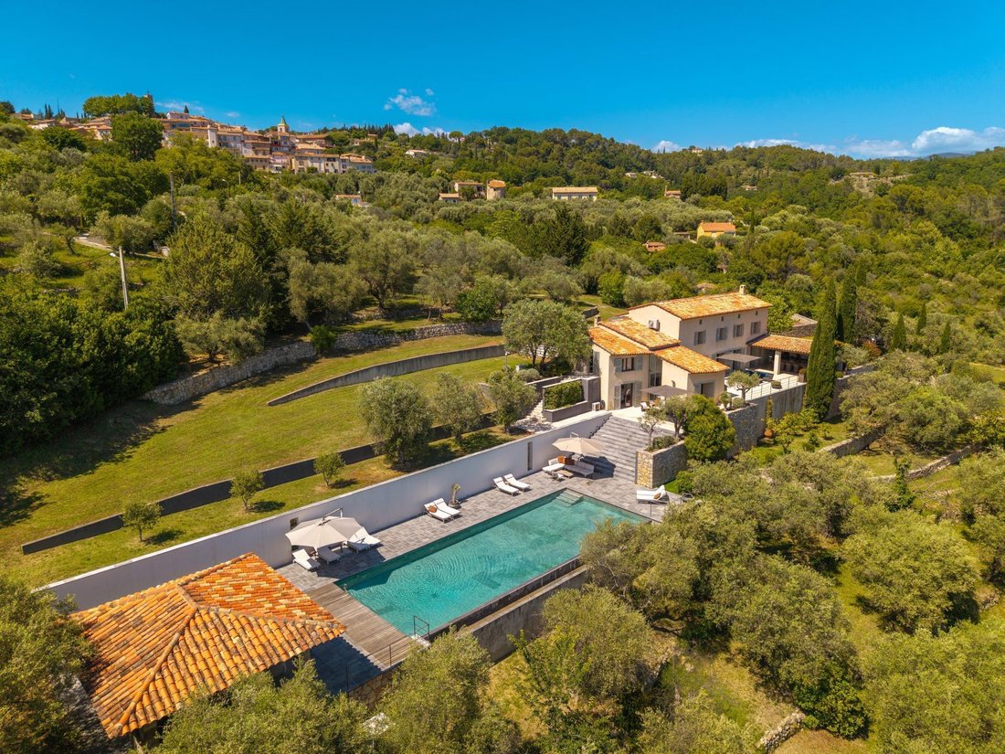 House in Tourrettes, Provence-Alpes-Côte d'Azur, France 1 - 18062373