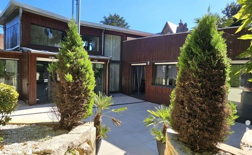 Maison à Domont, Île-de-France, France 1