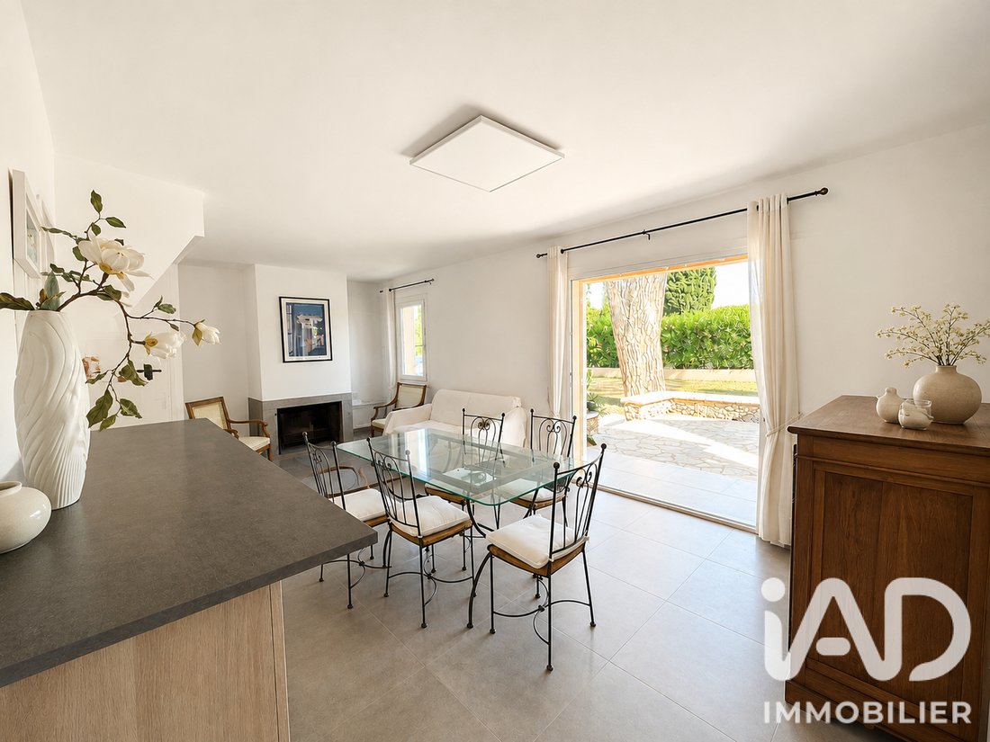 House in Nartelle-Noyer-Bellevue-bd des Sardinaux, Sainte-Maxime, France 4 - 18495746