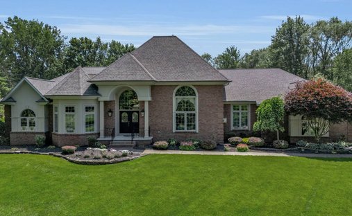 House in Clarence, New York, United States 1