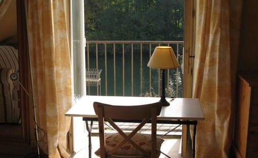 House in Samois-sur-Seine, Ile-de-France, France 1