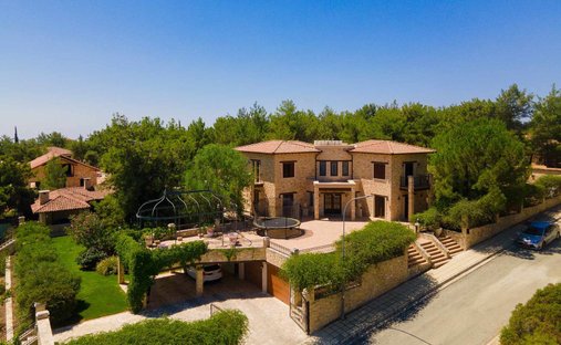 Villa in Souni-Zanakia, Limassol, Zypern 1
