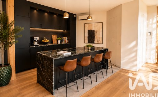 Apartment in Cachin, Romainville, France 1