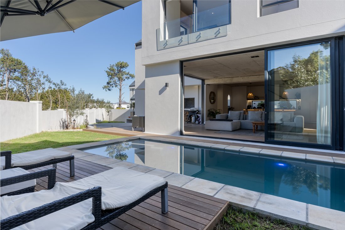 House in Spanish Farm, Cape Town, South Africa 2 - 18587870