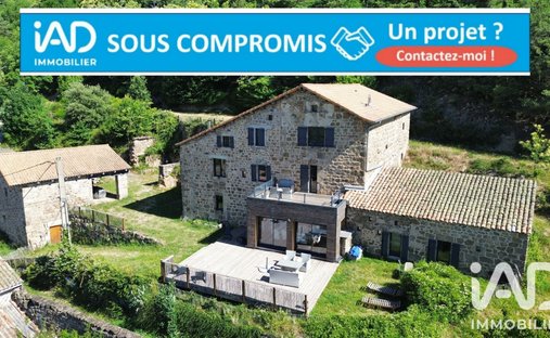 House in Saint-Jean-Roure, Auvergne-Rhône-Alpes, France 1