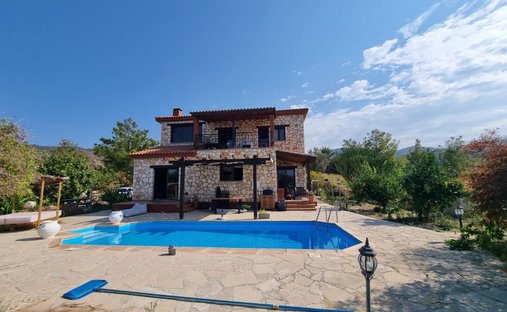 Villa in Agia Marina Chrysochous, Paphos, Cyprus 1