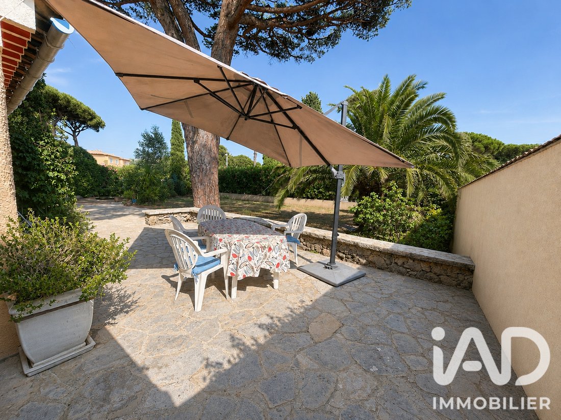 House in Nartelle-Noyer-Bellevue-bd des Sardinaux, Sainte-Maxime, France 3 - 18495746