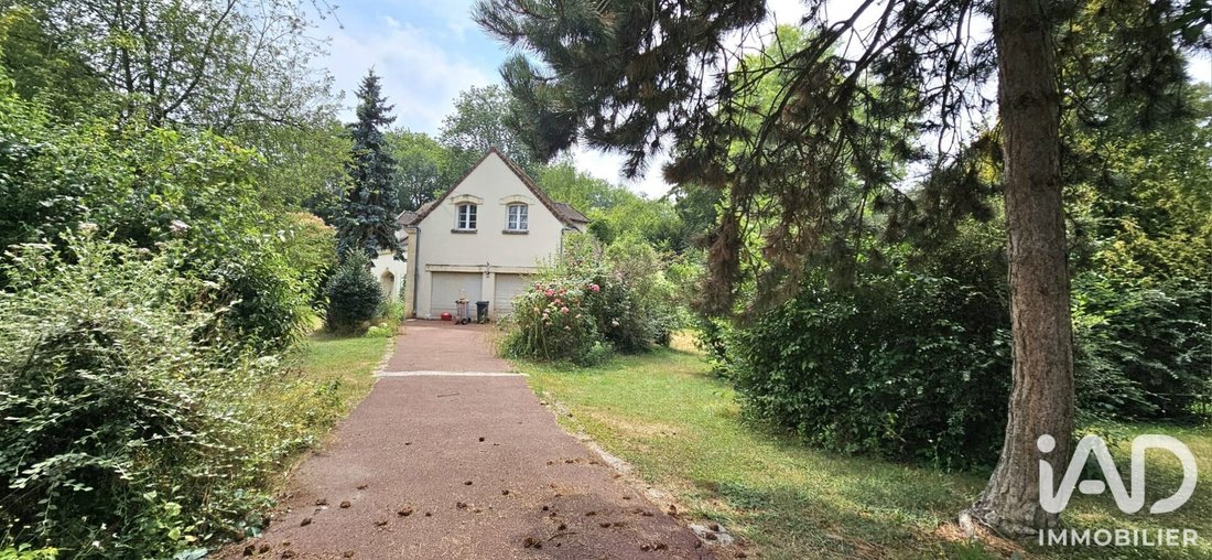 House in Presles, Ile-de-France, France 5 - 18589725