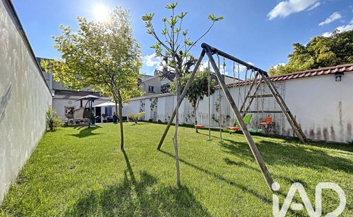 House in Chemin Vert-Europe, Reims, France 1