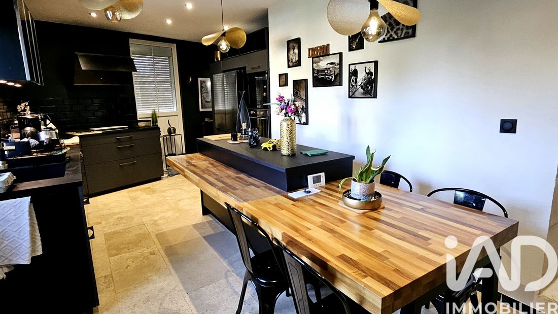 House in Europe, Tours, France 3 - 18589727