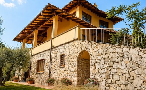House in La Pietà - Stazione Centrale, Prato, Tuscany 1