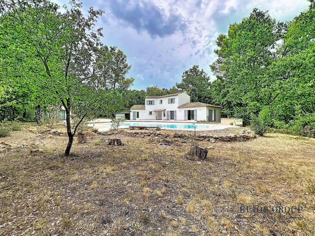 Villa in Besse-sur-Issole, Provence-Alpes-Côte d'Azur, France 1 - 18593931