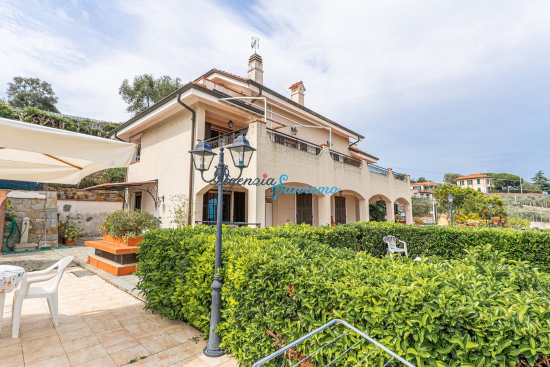 Villa in Coldirodi, Sanremo, Italy 4 - 18589114