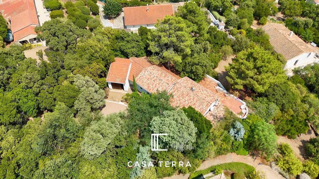 Villa in Sari-Solenzara, Corsica, France 5 - 18589969