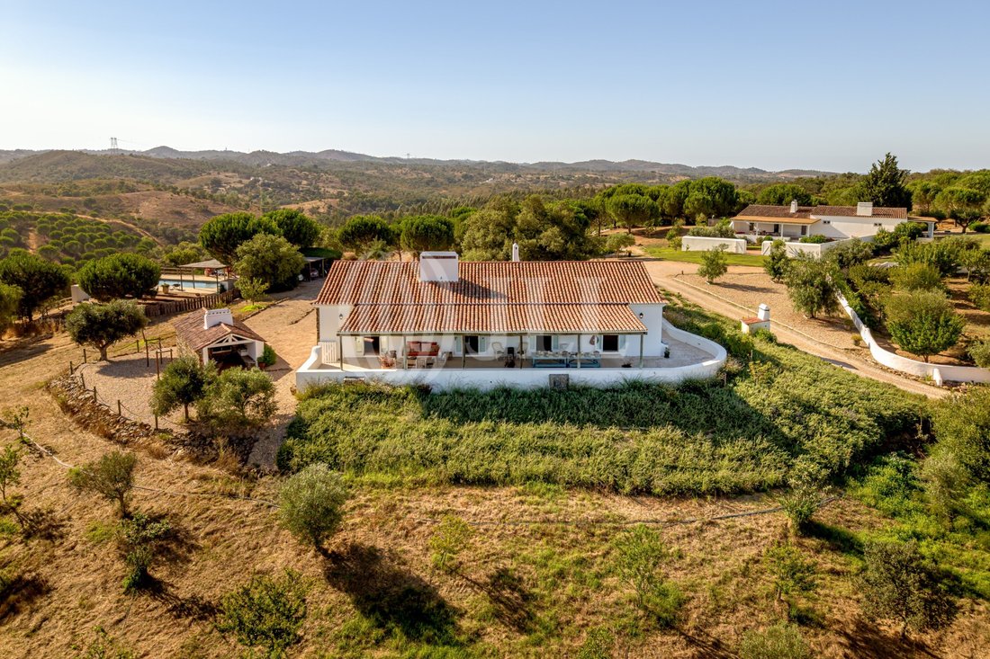 Estate in Grandola e Santa Margarida da Serra, Setubal, Portugal 1 - 18592951