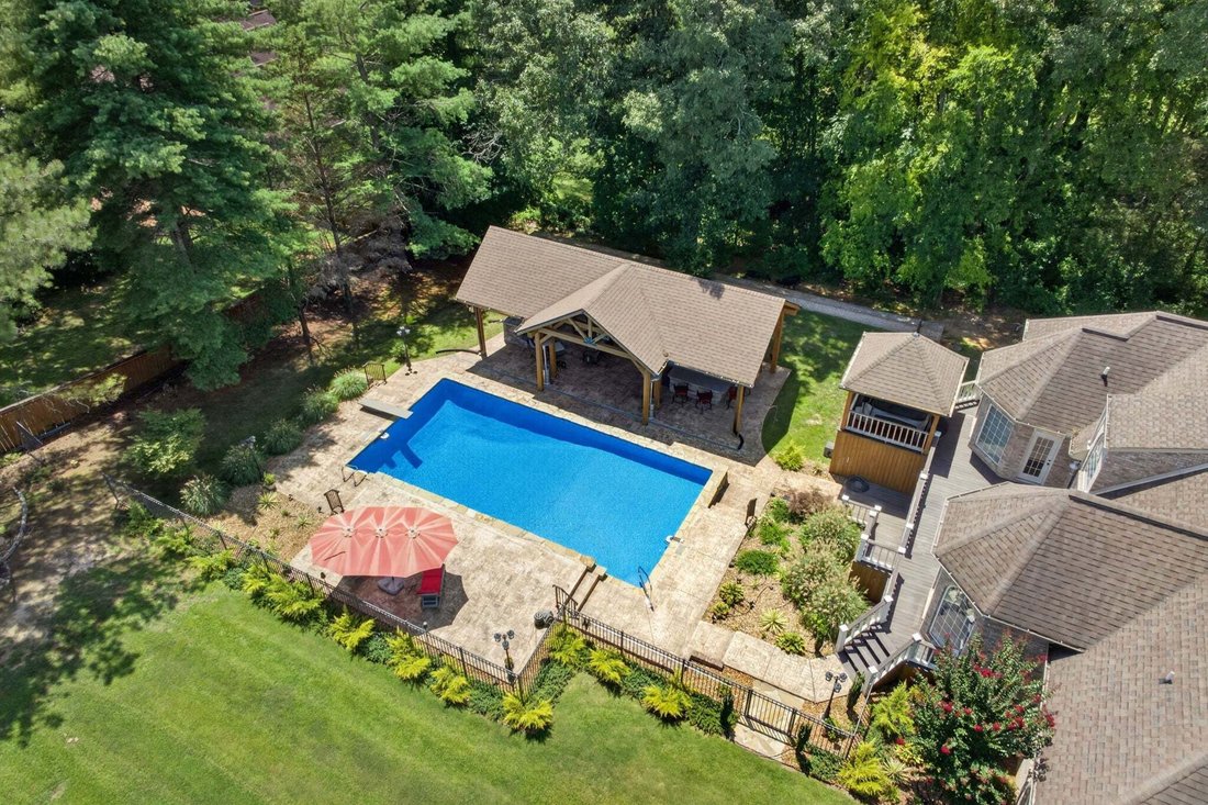 House in McMinnville, Tennessee, United States 3 - 18592103