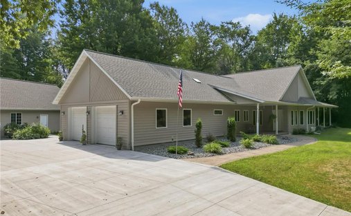 House in Bloomer, Wisconsin, United States 1