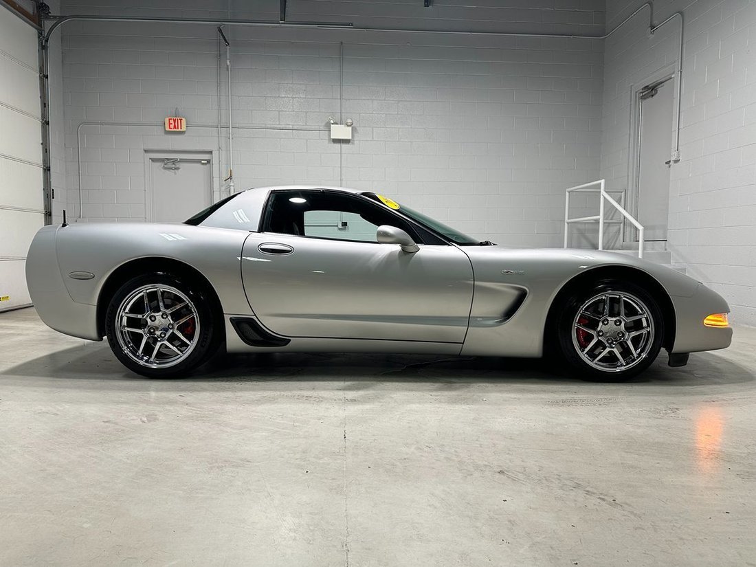 Coupe in Carol Stream, IL, United States 2 - 18590072