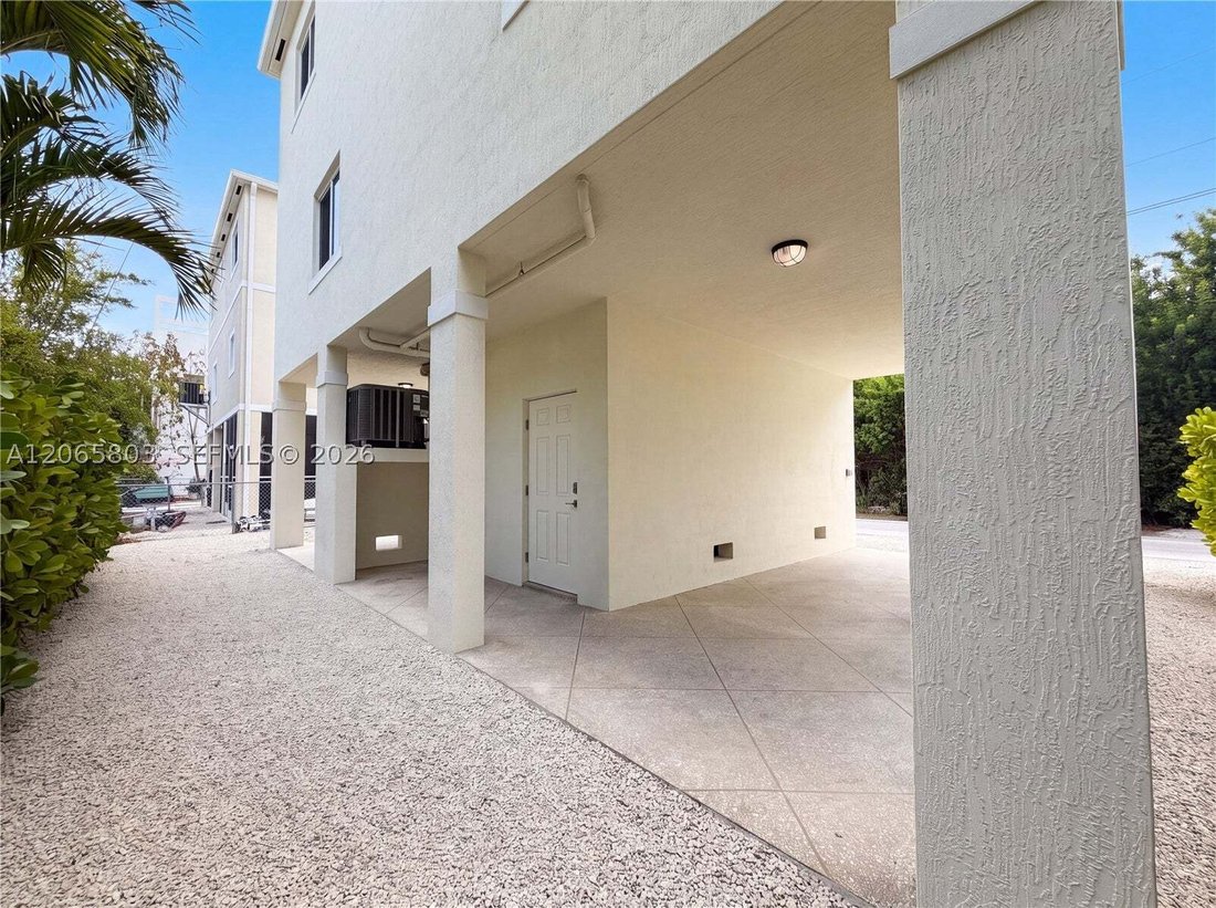 House in Key Colony Beach, Florida, United States 5 - 18588916