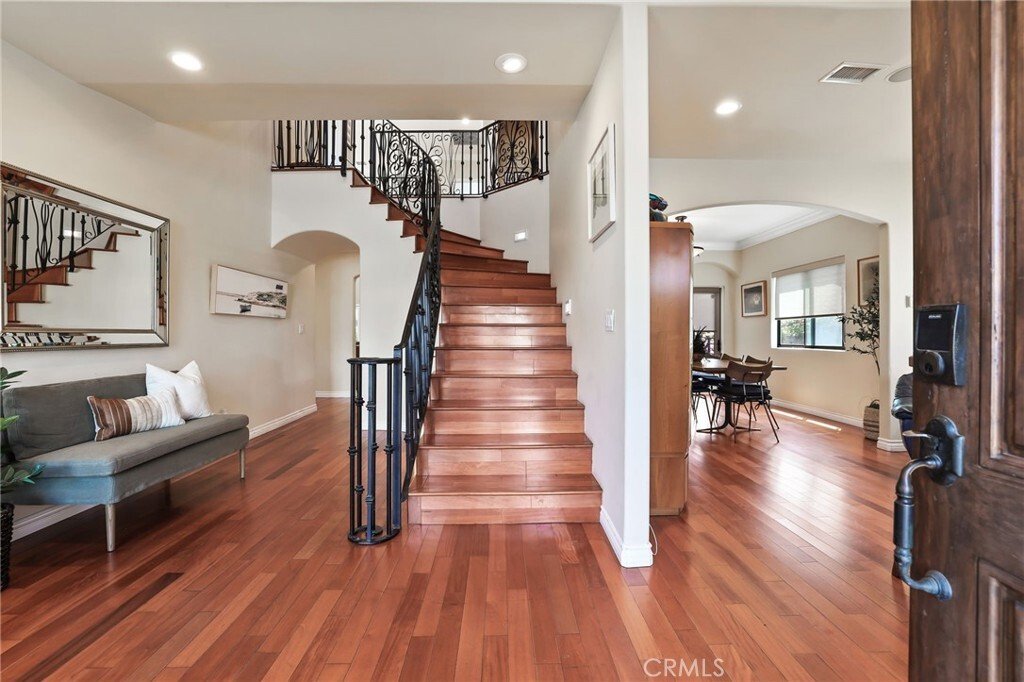 House in Signal Hill, California, United States 4 - 17848838