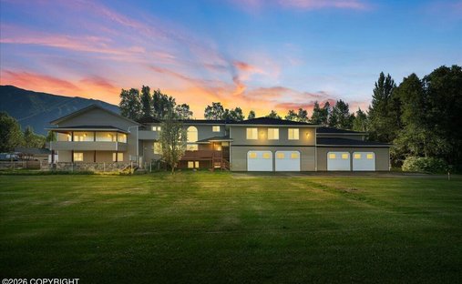 House in Anchorage, Alaska, United States 1