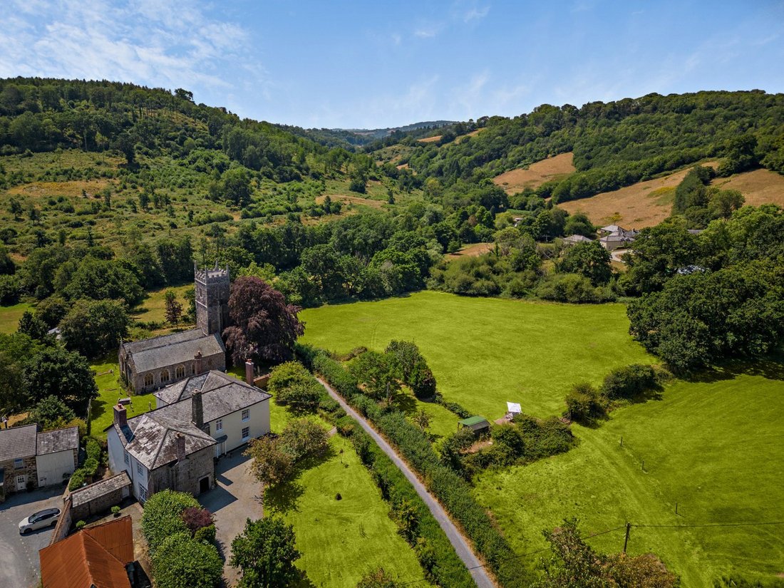House in Devon, England 1 - 18589232