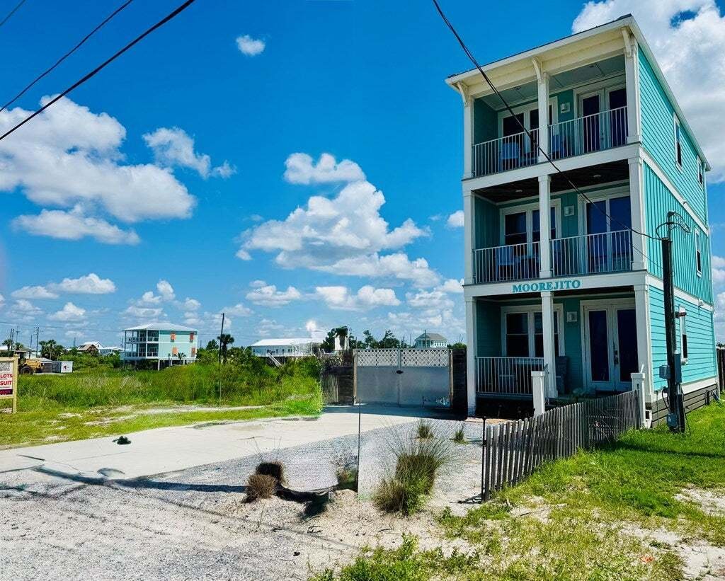 House in Port St. Joe, Florida, United States 2 - 18590889