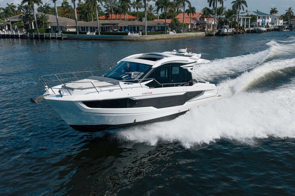 Motor Yacht in United States 1 - 18589171