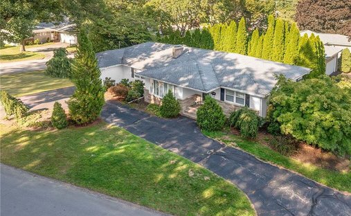House in Johnston, Rhode Island, United States 1