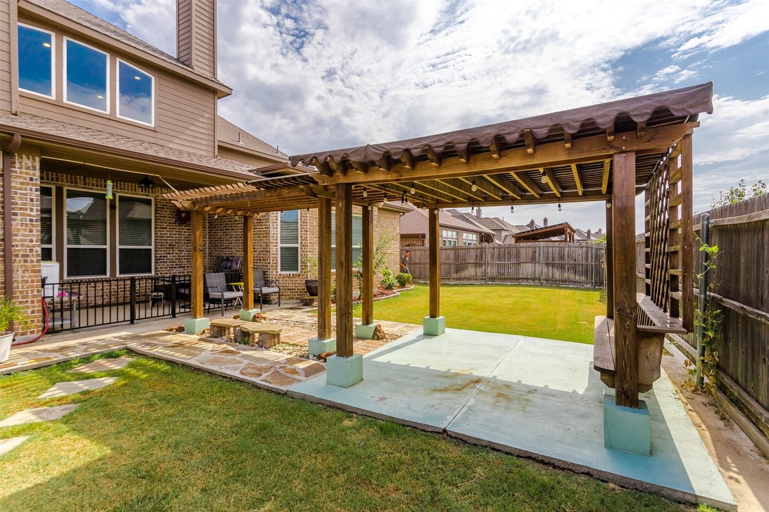 House in Little Elm, Texas, United States 2 - 18589301
