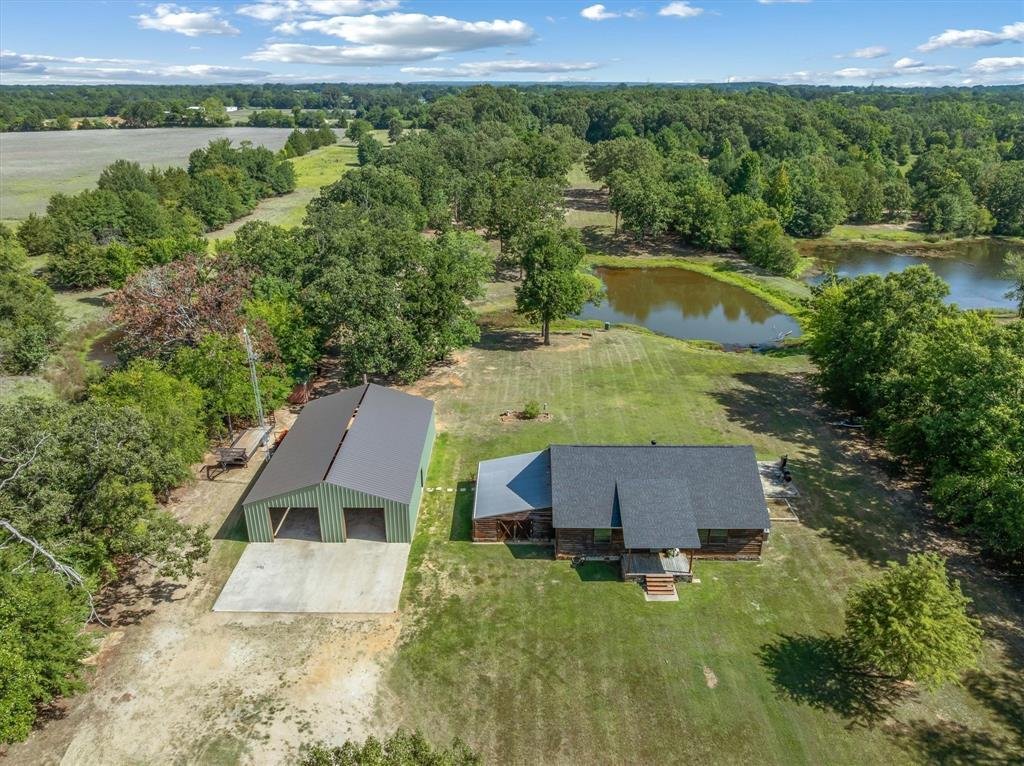 House in Grand Saline, Texas, United States 1 - 18589916