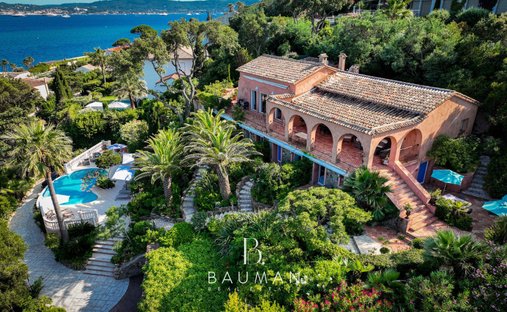 Villa in Nartelle-Noyer-Bellevue-bd des Sardinaux, Sainte-Maxime, France 1