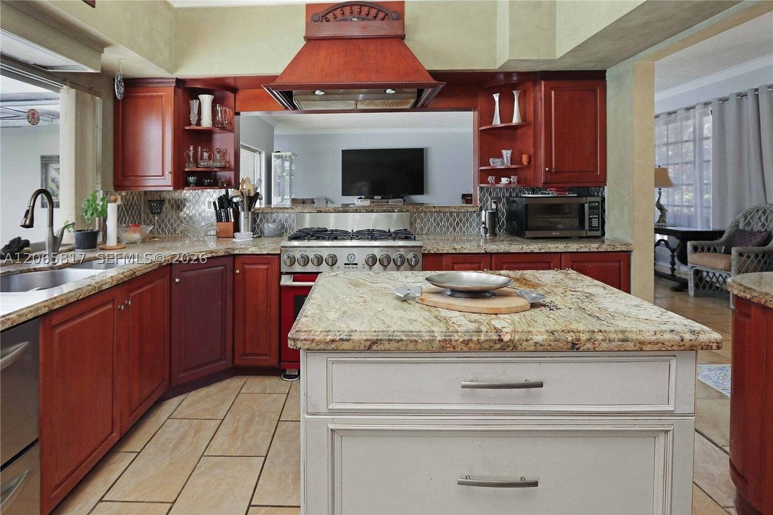 House in Hollywood, Florida, United States 5 - 18591721
