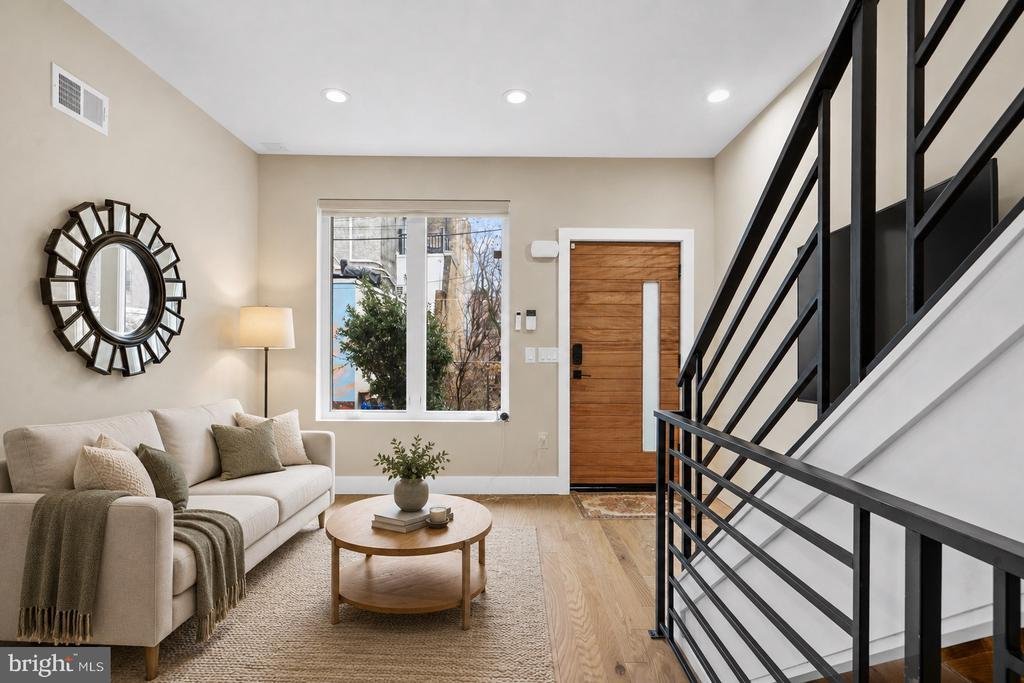 Townhouse in Philadelphia, Pennsylvania, United States 3 - 18591571