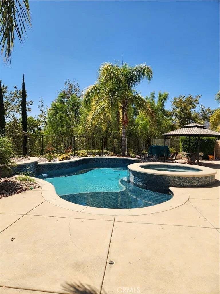 Condo in Corona, California, United States 1 - 18592046