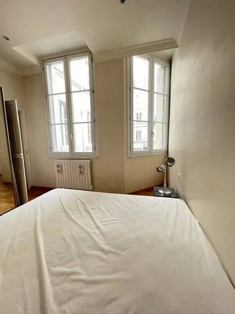 Apartment in Odéon, Paris 6e Arrondissement, Paris 4 - 17192694
